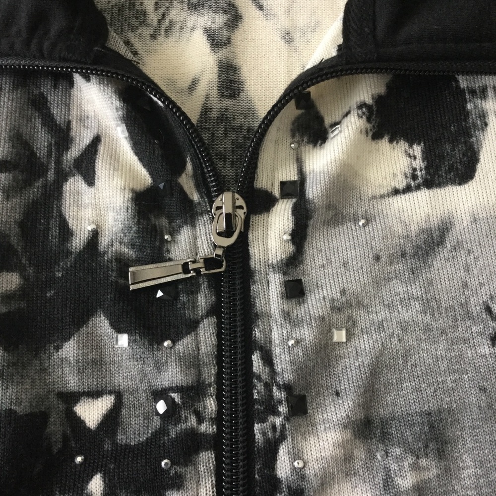 Jacket - Picture 2 of 4